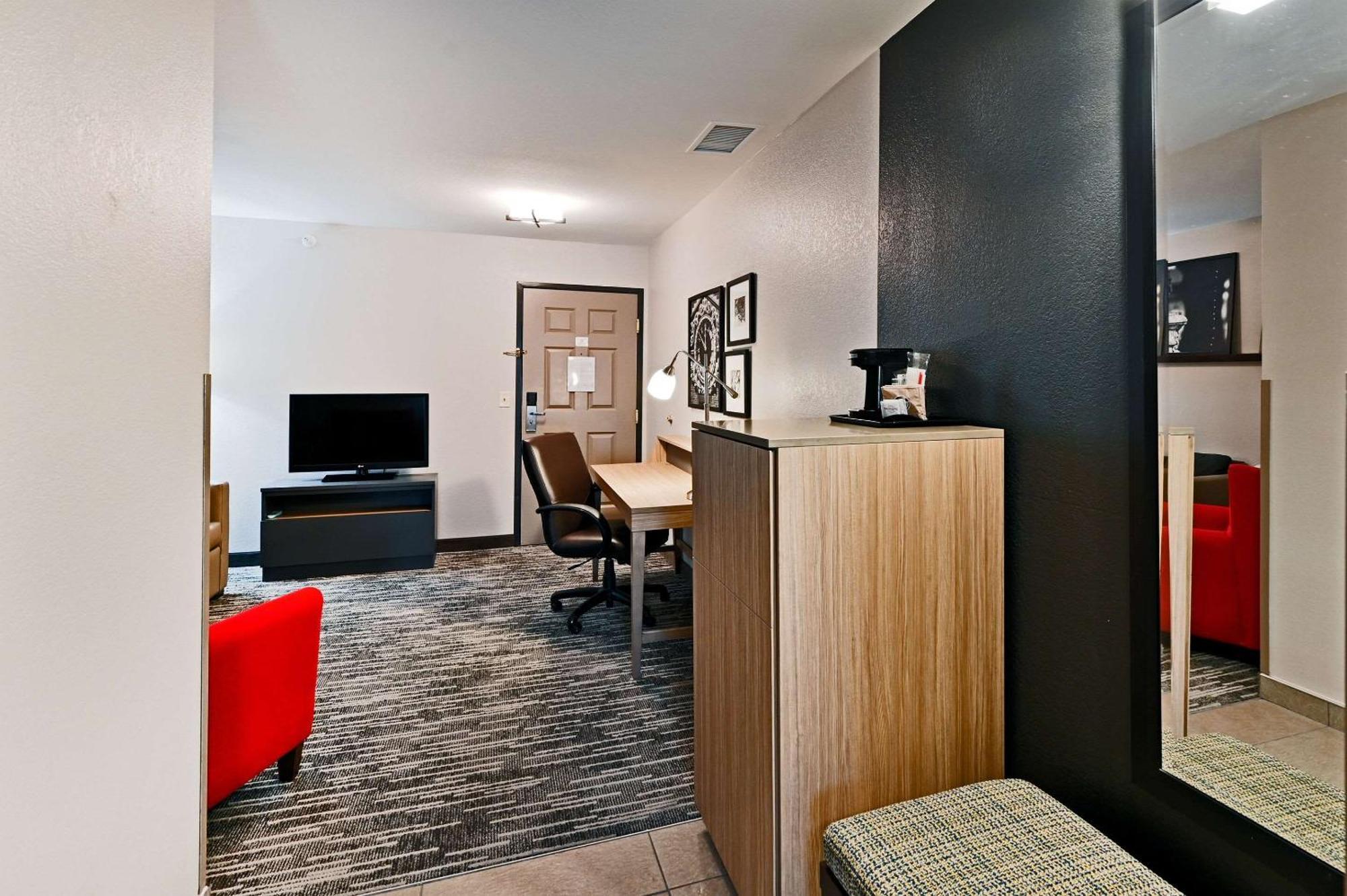 Country Inn & Suites By Radisson, Bloomington-Normal Airport, Il المظهر الخارجي الصورة